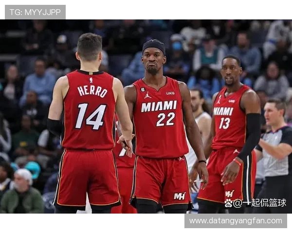 热火两年 2400 万锁死米切尔！季后赛高效铁闸助巴特勒冲冠(2)